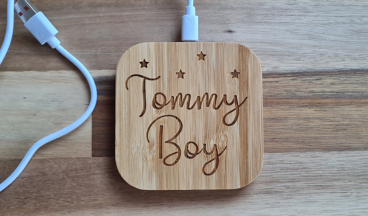 Personalised Wireless Charger | Personalised Christmas design | Gift For Him |Gift for Her Higher power 10w version Android Apple compatible Colleague_gift Fathers_day Friend_gift Friends_Birthday Gift_for_dad Gift_for_him iphone_charger Mum_christmas Personalised_charger Personalised_gift Samsung_charger secret_santa Wireless_charger