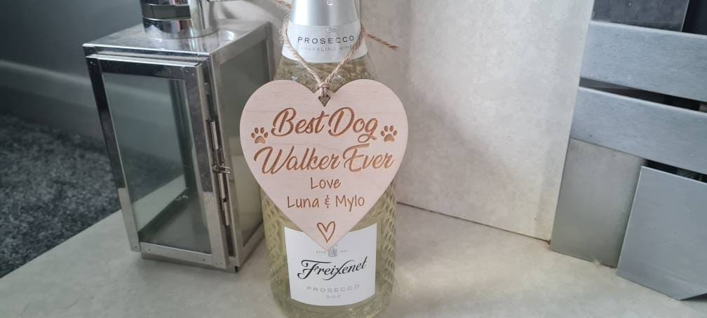 Personalised Best Dog Walker ever | Best Groomer | Gift plaque Decorative Dog Walker gift Dog Owner Plaque, Christmas gift Pet owner Dog_auntie dog_lover_gift dog_mom_gift dog_owner_gift Dog_walker Dog_walker_gift mom_gift mum_gift mum_mug Mummy_gift personalised_dog Pet_groomer present_for_dog_mum