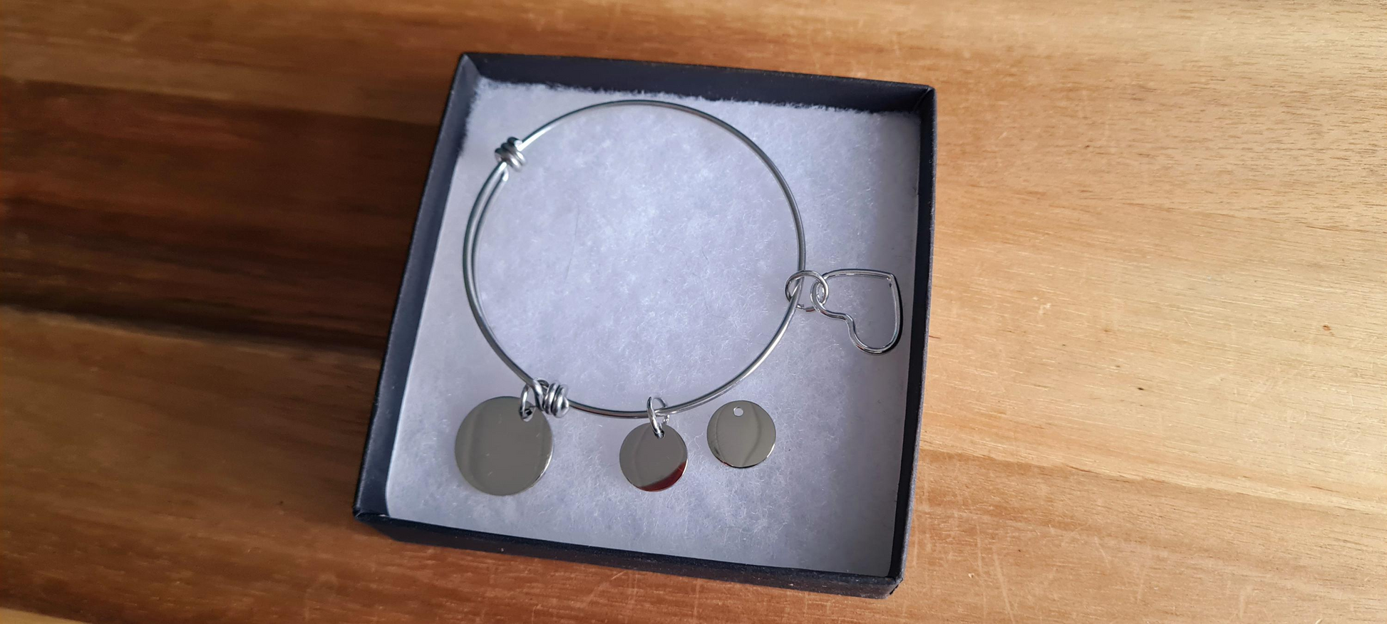 Personalised Best Dog Walker Ever Bracelet | Personalised Dog Walker Gift | Dog Owner Jewelry, Christmas, Dog Groomer ,Walker, Trainer Gift Dog_Groomer_Gift dog_lover_gift dog_owner_gift Dog_trainer_gift Dog_Walker_Gift gift_for_mom mom_gift mothers_day_gift Mum_Heart_Bracelet Mum_jewelry Mummy_gift personalised_dog present_for_dog_mum