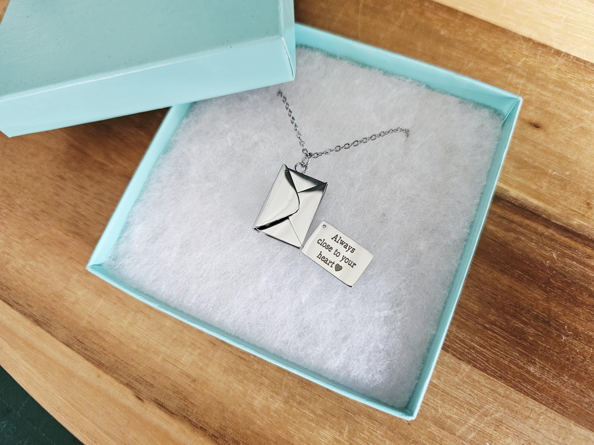 Personalised Women’s Envelope Necklace | Personalised Engraved Arabic Necklace custom jewellery for her custom name pendant for women custom women’s necklace engraved necklace for her initial necklace personalised meaningful necklace for women personalised birthday necklace gift personalised gold necklace personalised name necklace personalised women’s necklace Personalised_Gift Personalised_Wedding Personalized_Gift unique personalised necklace women’s jewellery with engraving