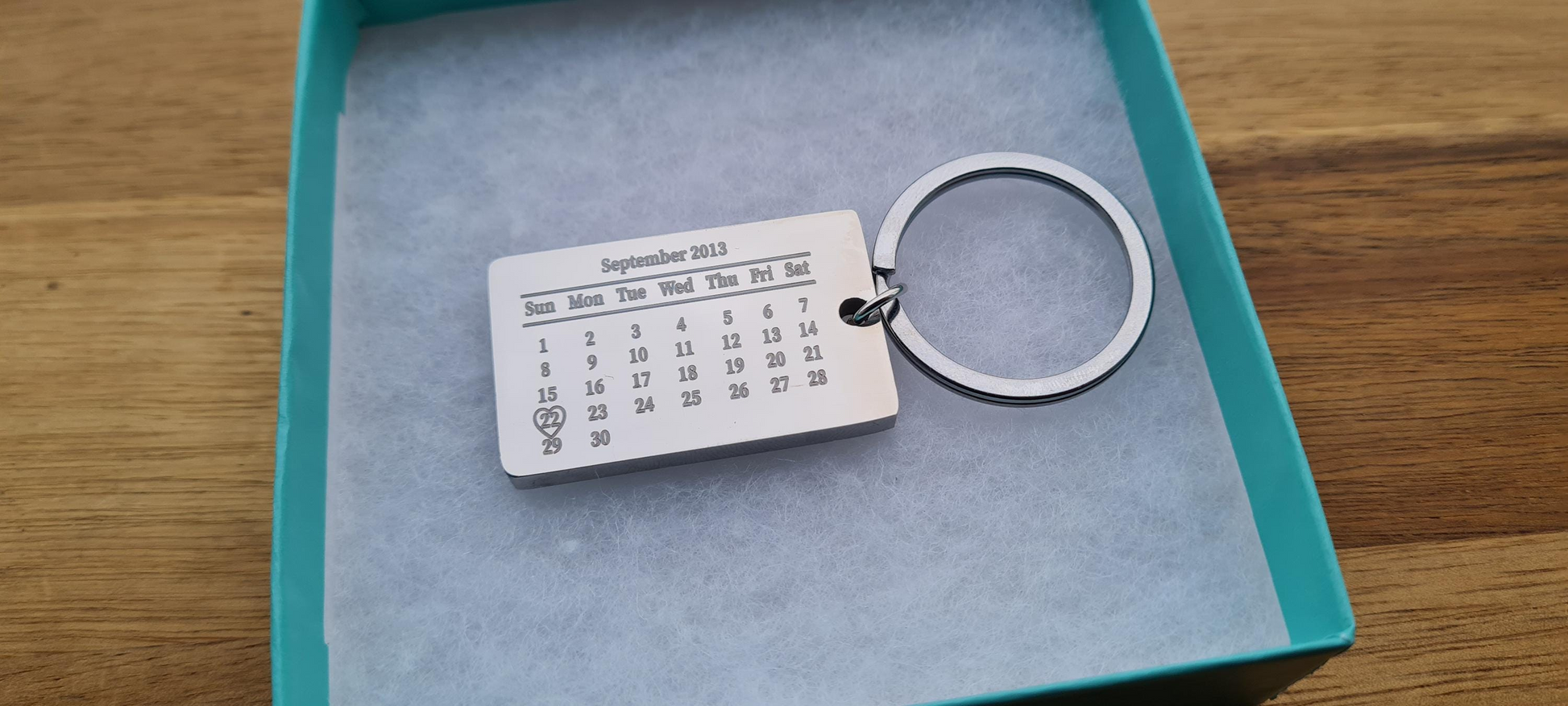 Her King, His Queen couples Date Keyring | Ideal Gift Valentine's Day Gift - Beautiful Polished Keyring Boyfriend_Gift Christmas_gift Custom_Keyring Dad_keepsake gift_for_mum Girlfriend_Valentine Grandad Granny Mothers_day Mum_Christmas Mum_Valentines Valentines_day_gift Wife_Valentines